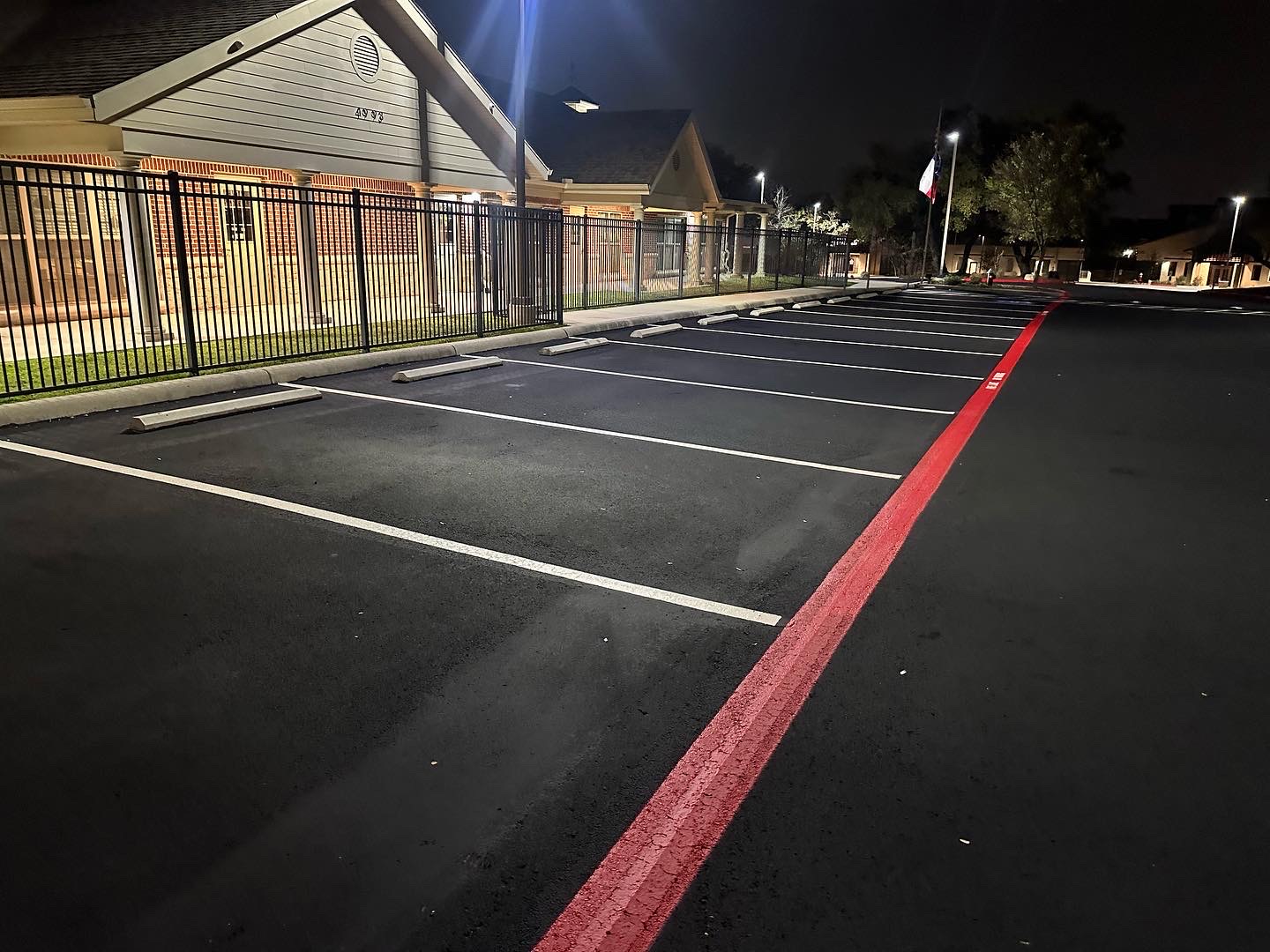 parking-lot-asphalt-services